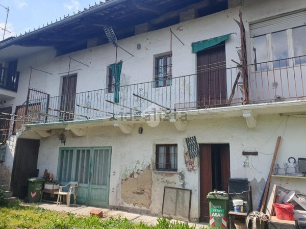 casa semindipendente in vendita a Pertusio