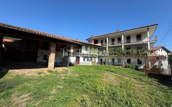 casale in vendita a Pertusio