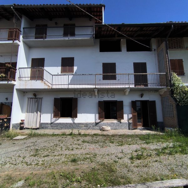 casa indipendente in vendita a Pertusio