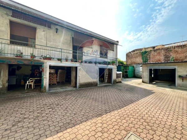 casa indipendente in vendita ad Acquanegra Cremonese