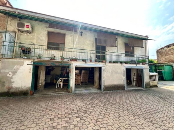 casa indipendente in vendita ad Acquanegra Cremonese