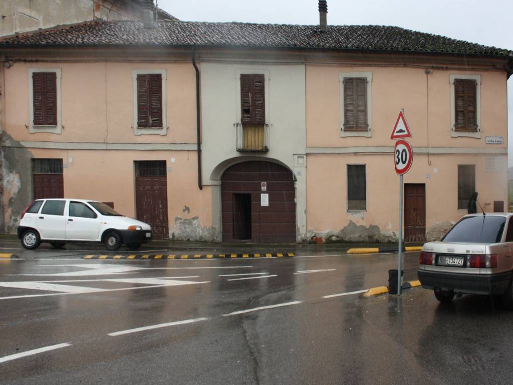 casa indipendente in vendita ad Acquanegra Cremonese