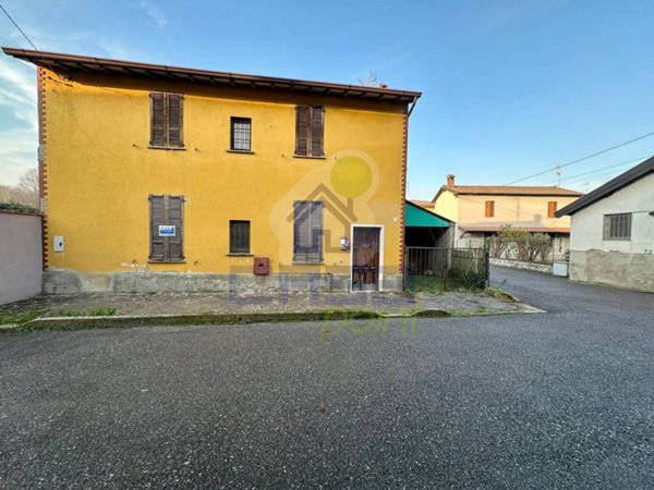 casa indipendente in vendita ad Acquanegra Cremonese
