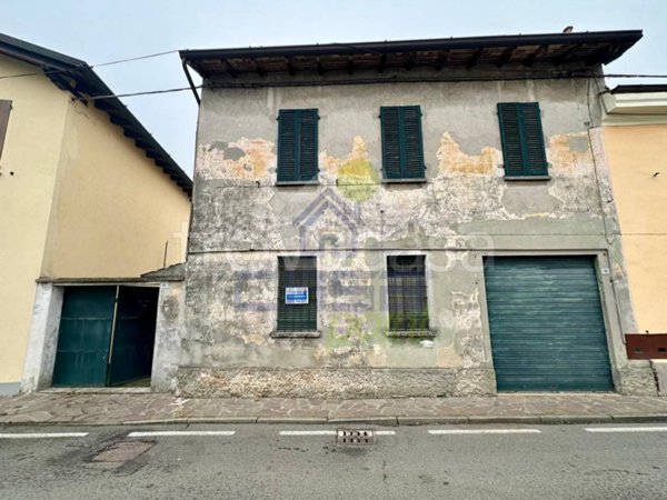 casa indipendente in vendita ad Acquanegra Cremonese