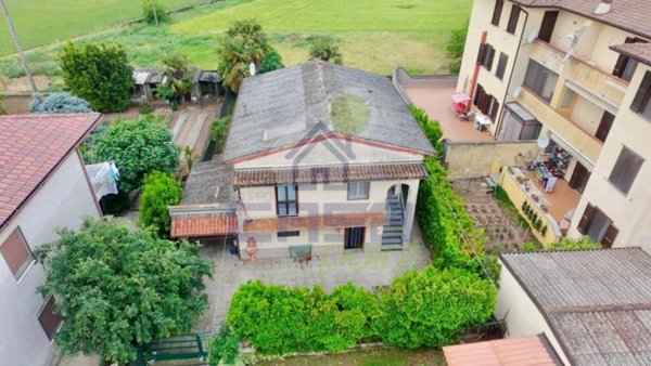 casa indipendente in vendita ad Acquanegra Cremonese