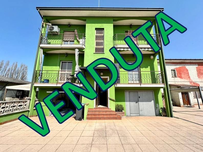 appartamento in vendita ad Acquanegra Cremonese