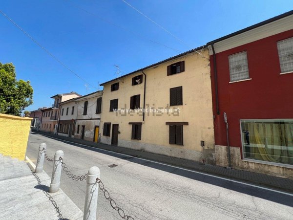 casa indipendente in vendita ad Agnadello