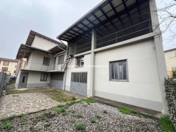 casa indipendente in vendita ad Agnadello