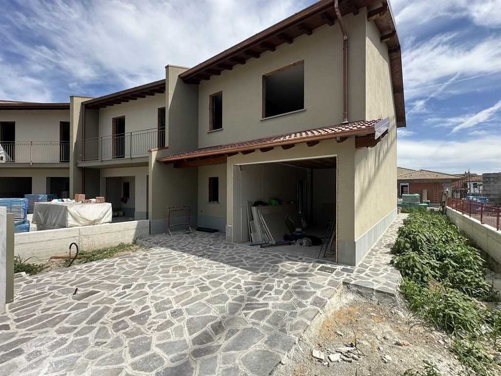casa indipendente in vendita ad Agnadello
