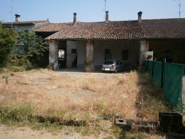 casa indipendente in vendita ad Annicco