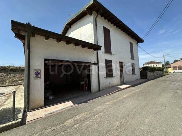 casa indipendente in vendita ad Annicco in zona Barzaniga