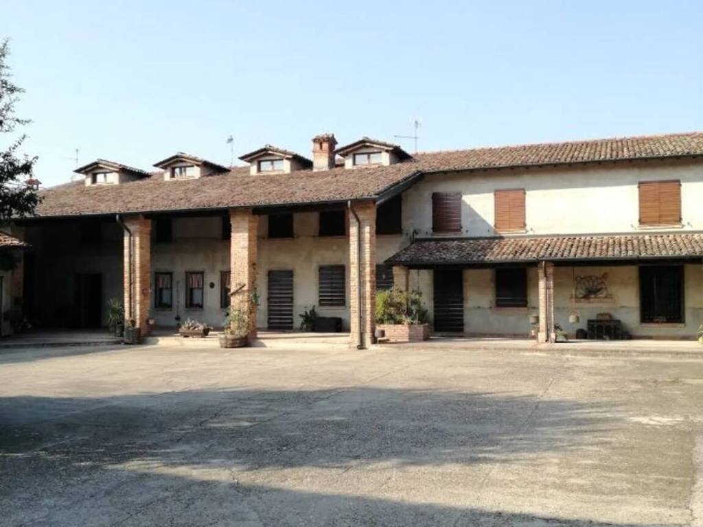 casa indipendente in vendita ad Annicco