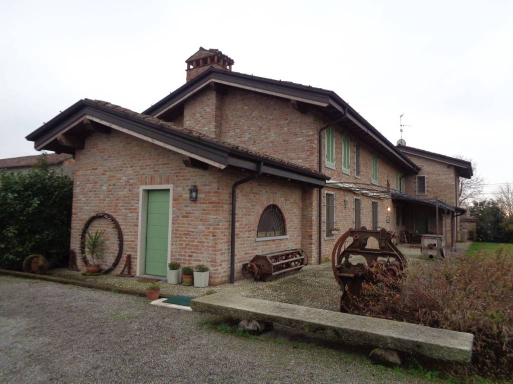 casa indipendente in vendita ad Annicco in zona Barzaniga