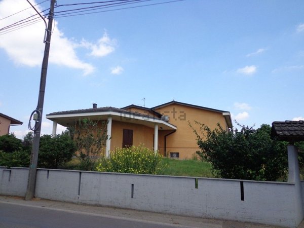 casa indipendente in vendita ad Annicco