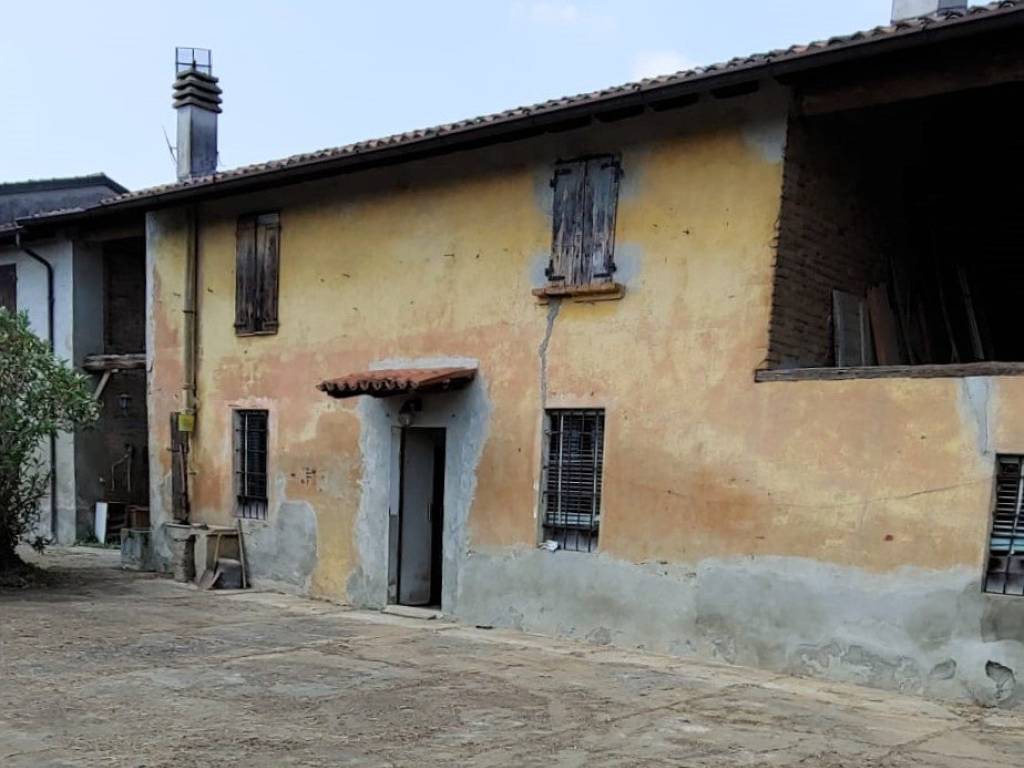 casa indipendente in vendita ad Annicco in zona Barzaniga