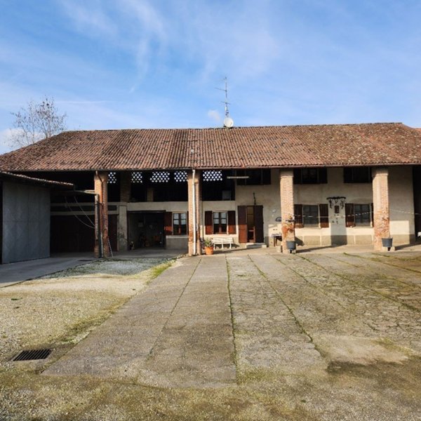 casa indipendente in vendita ad Annicco in zona Barzaniga