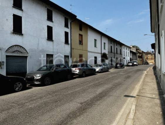 bivano in vendita ad Annicco