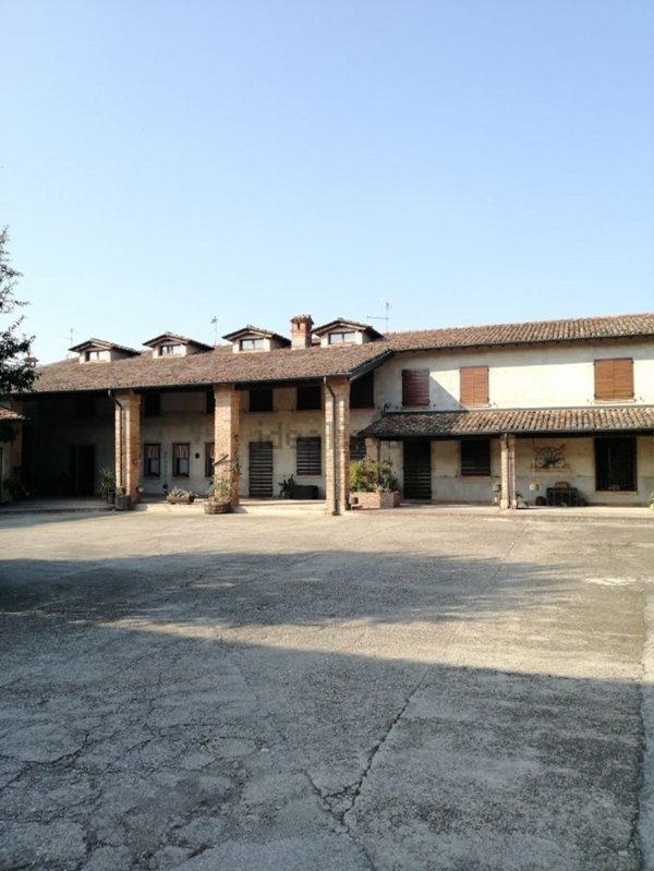 casa indipendente in vendita ad Annicco