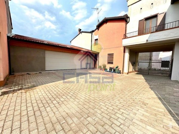 casa indipendente in vendita ad Annicco in zona Grontorto