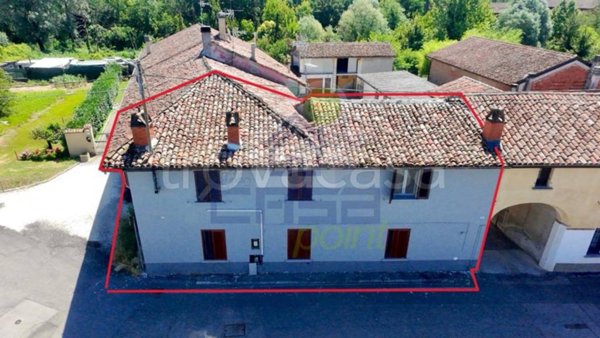 casa indipendente in vendita ad Annicco in zona Grontorto