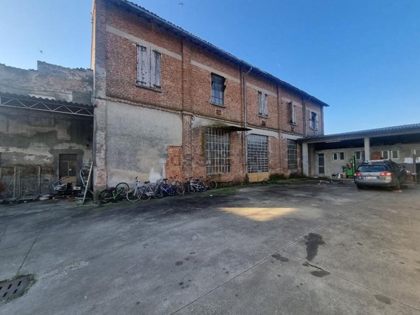 pentavano in vendita ad Azzanello