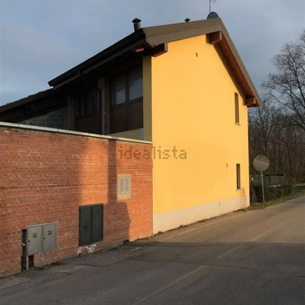 appartamento in vendita ad Azzanello