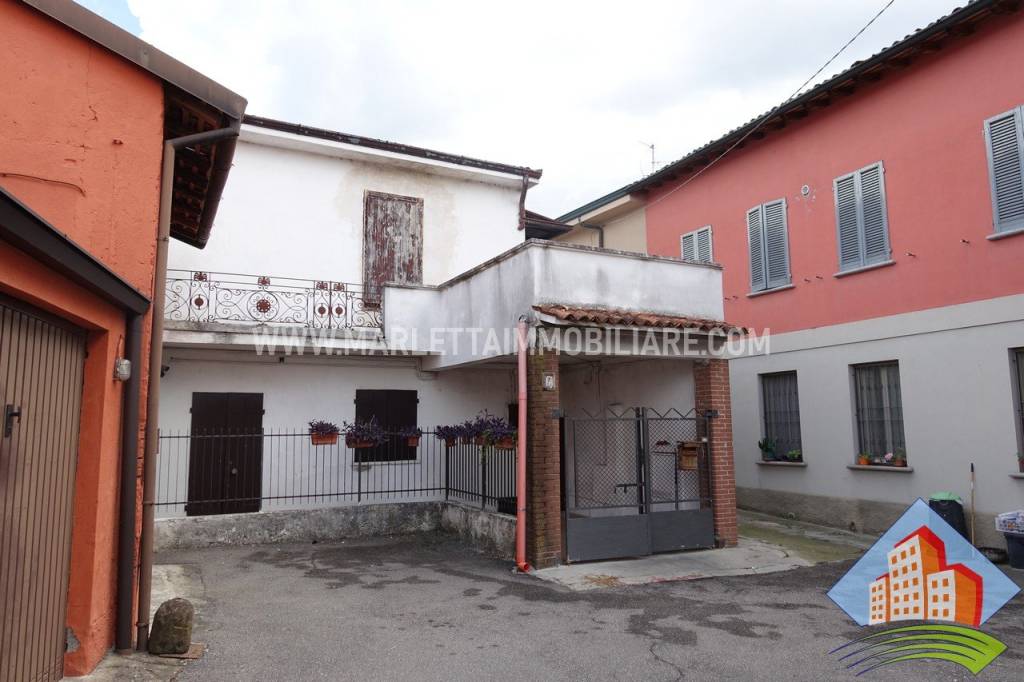 casa indipendente in vendita a Bagnolo Cremasco