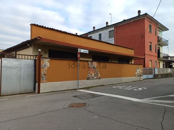ufficio in vendita a Bagnolo Cremasco