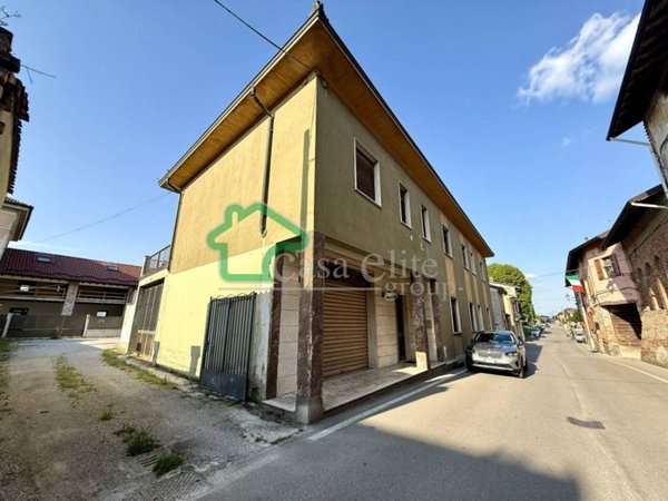 intera palazzina in vendita a Bagnolo Cremasco