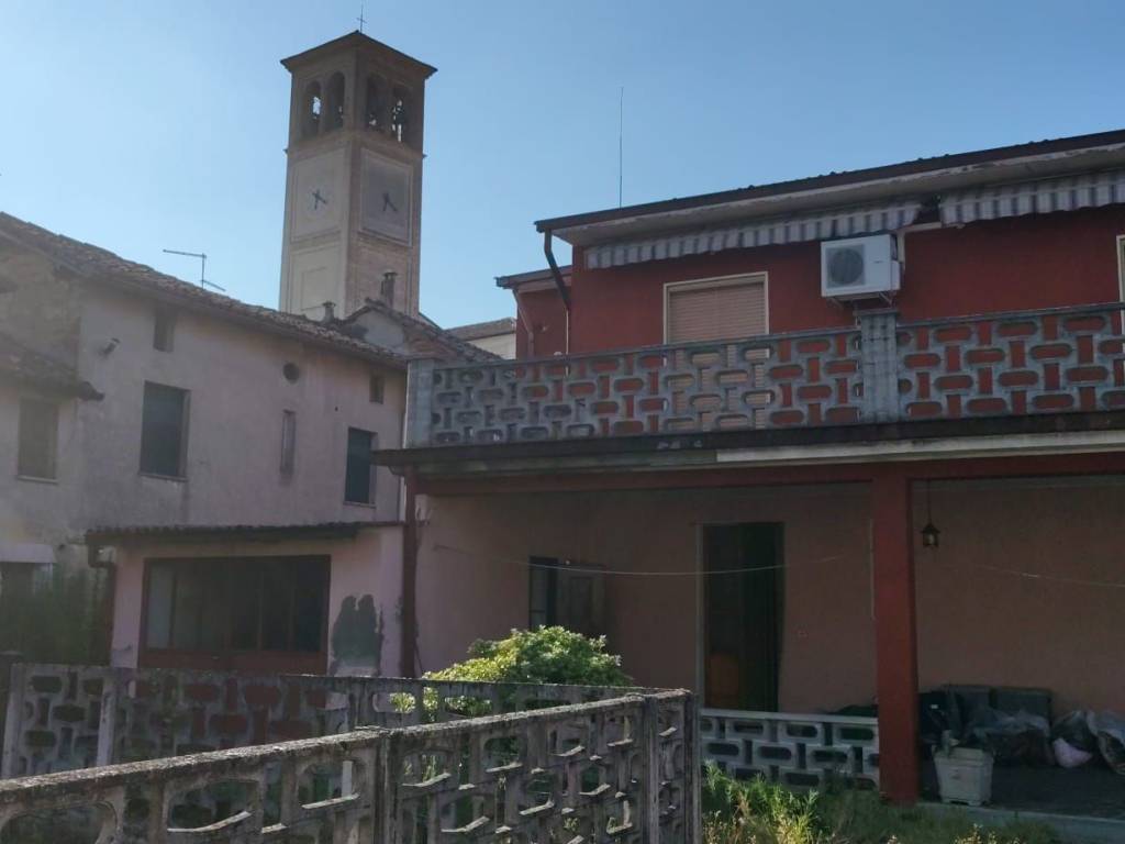 casa indipendente in vendita a Bagnolo Cremasco