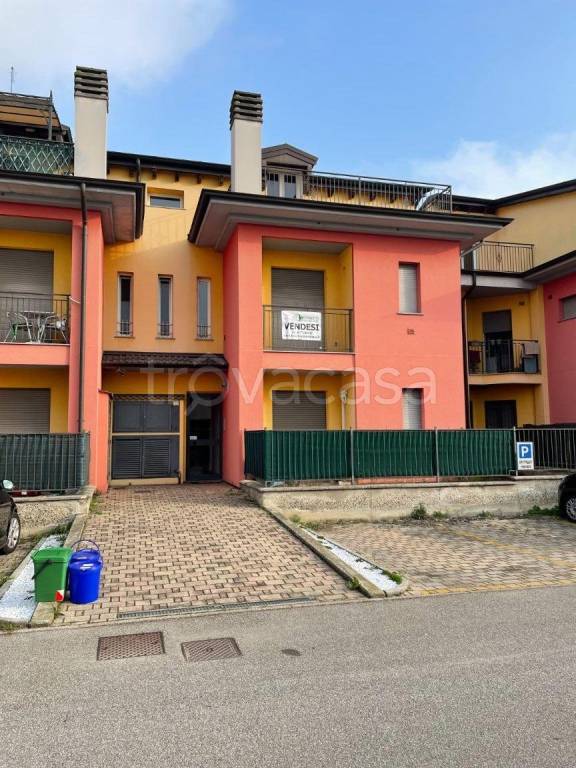 appartamento in vendita a Bagnolo Cremasco