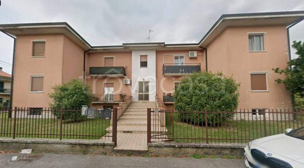 appartamento in vendita a Bagnolo Cremasco