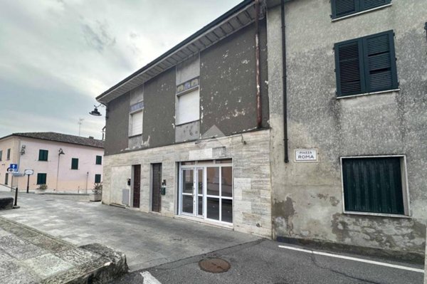 negozio in vendita a Bagnolo Cremasco