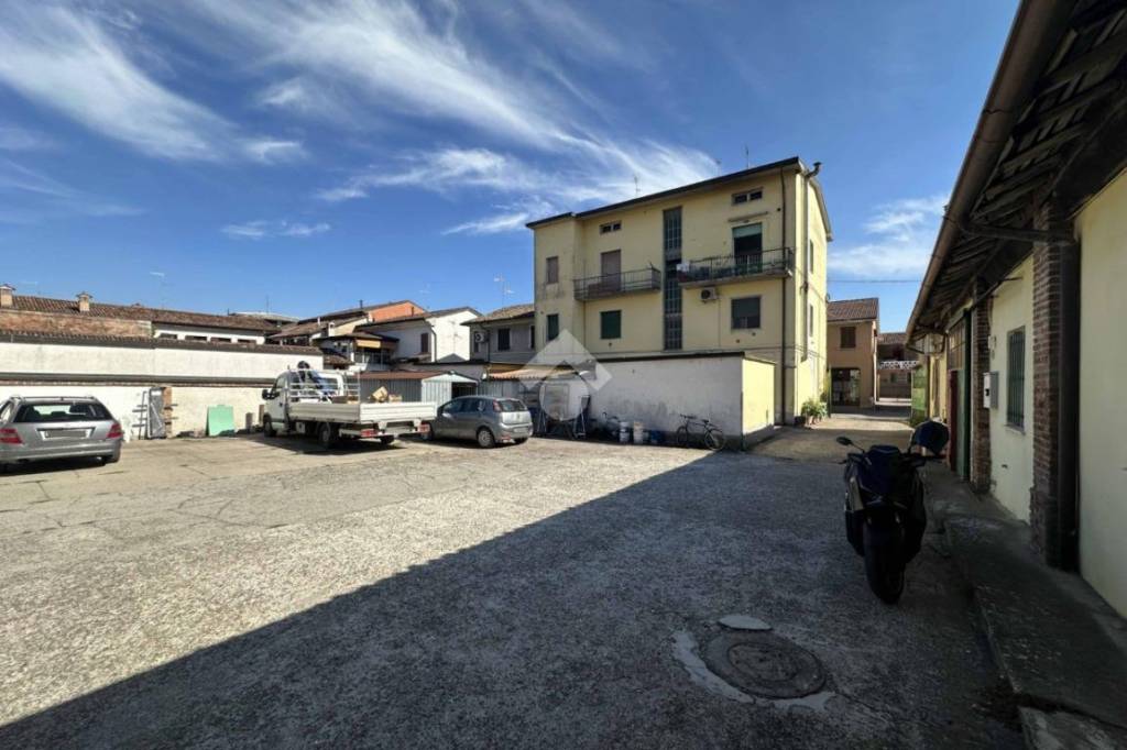 casa indipendente in vendita a Bagnolo Cremasco