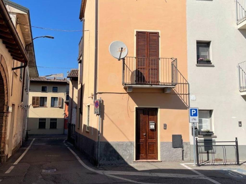 casa indipendente in vendita a Bagnolo Cremasco