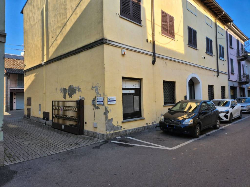 negozio in vendita a Bagnolo Cremasco