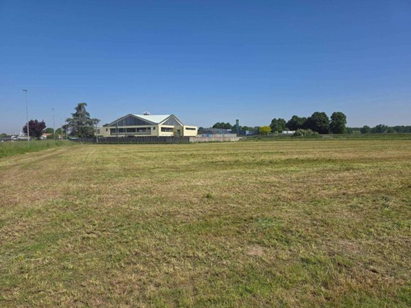 terreno agricolo in vendita a Bagnolo Cremasco