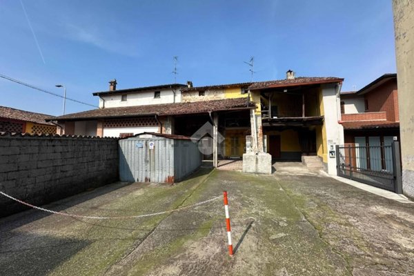 casa indipendente in vendita a Bagnolo Cremasco