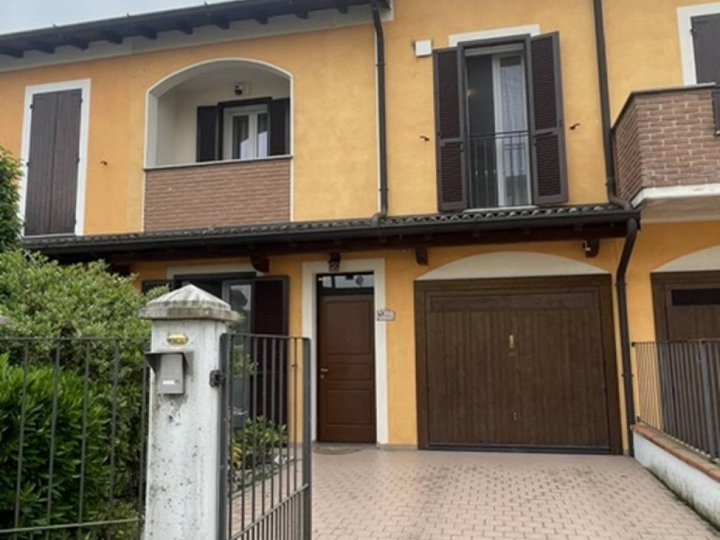 casa indipendente in vendita a Bonemerse