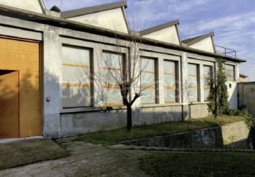 locale commerciale in vendita a Bordolano