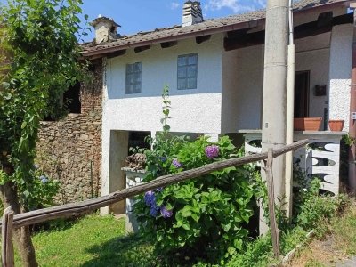 casa indipendente in vendita a Pessinetto in zona Gisola