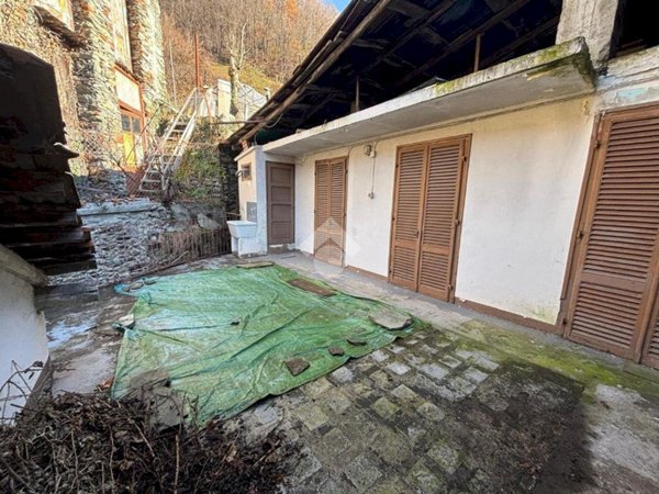 casa semindipendente in vendita a Pessinetto