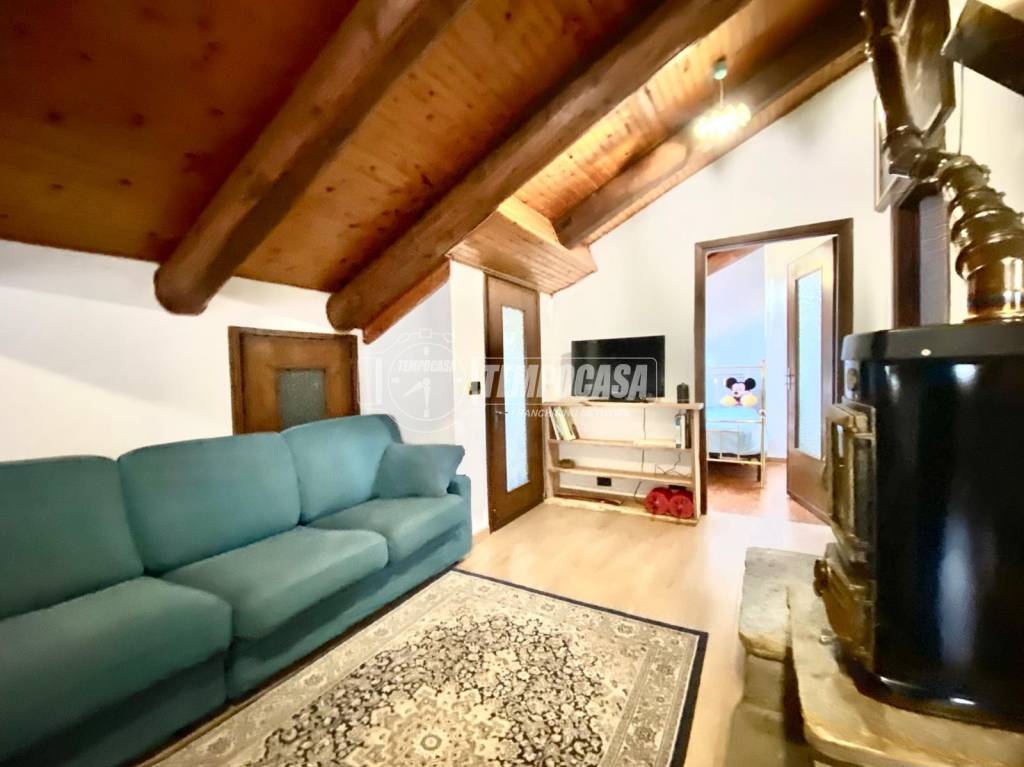 appartamento in vendita a Pessinetto in zona Pessinetto Fuori