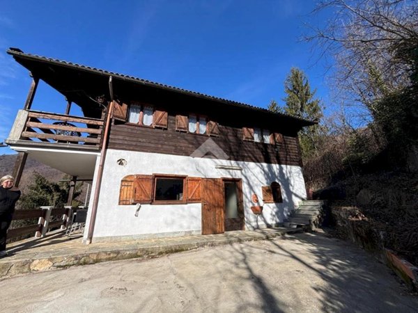 casa indipendente in vendita a Pessinetto in zona Mombresto