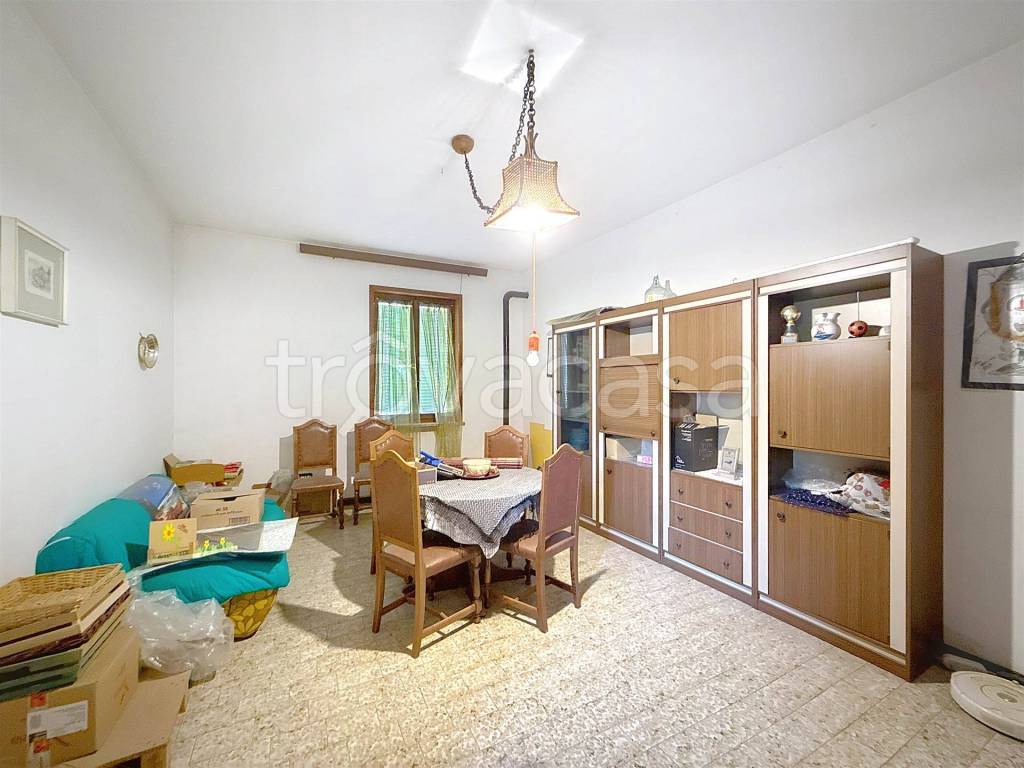 casa indipendente in vendita a Calvatone