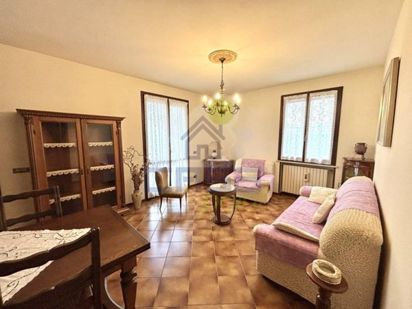 casa indipendente in vendita a Calvatone