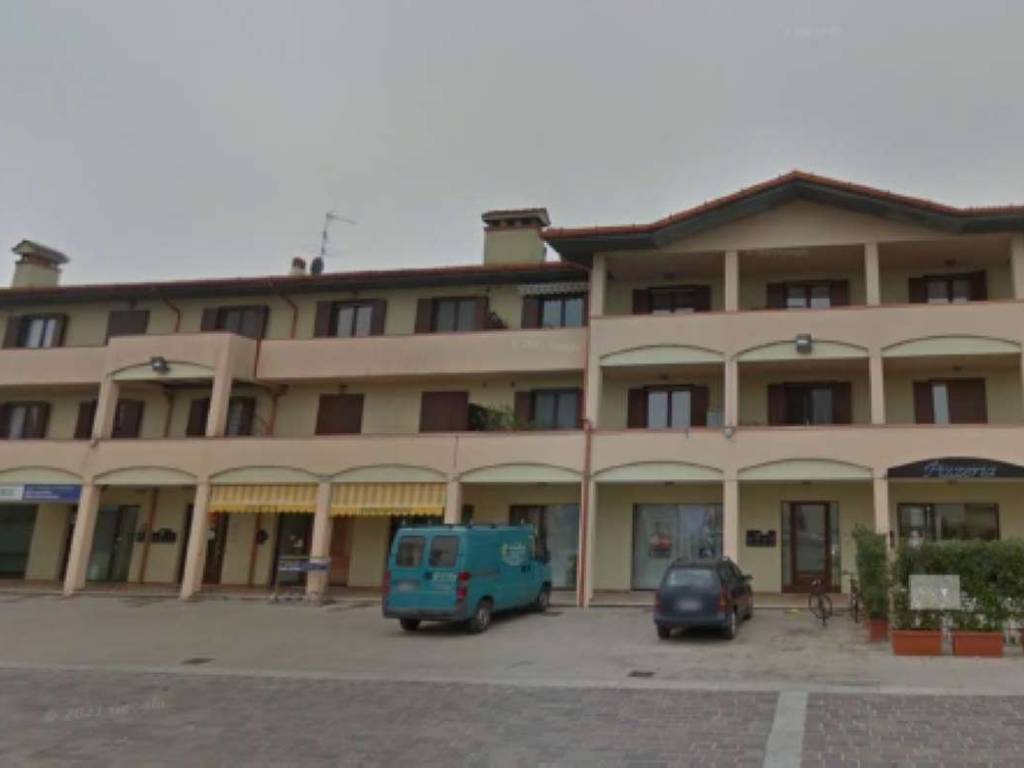 negozio in vendita a Calvatone