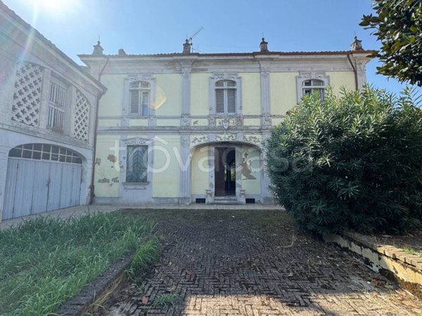 casa indipendente in vendita a Calvatone