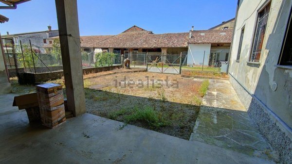 casa indipendente in vendita a Camisano