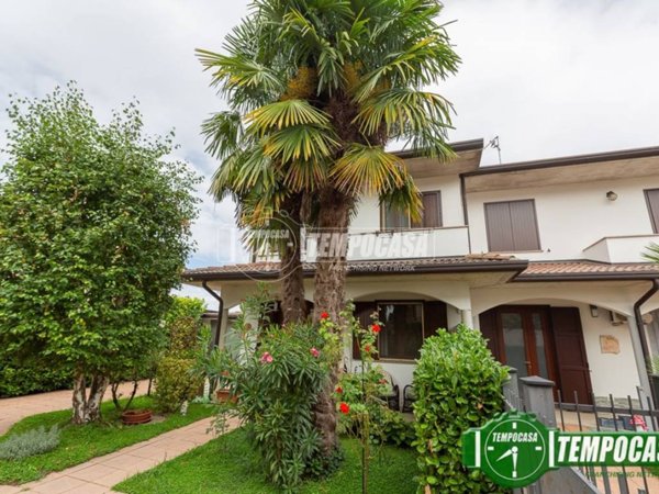 casa indipendente in vendita a Camisano